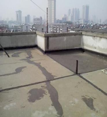 莱阳漏水维修 楼顶漏水是什么原因，楼顶漏水维修方法是什么?